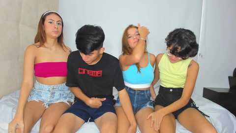 girlswetroom @ stripchat on 20230921