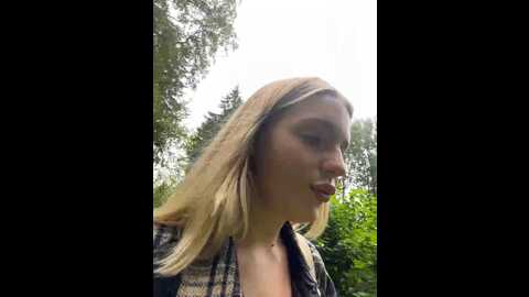 legally_blonde @ stripchat on 20230921