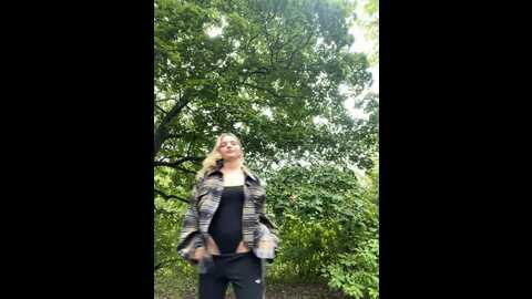 legally_blonde @ stripchat on 20230921