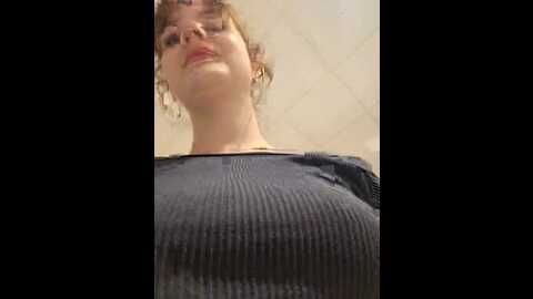 maribelriver @ stripchat on 20230921