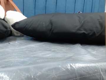 zoemelany_dirtysex @ stripchat on 20230921