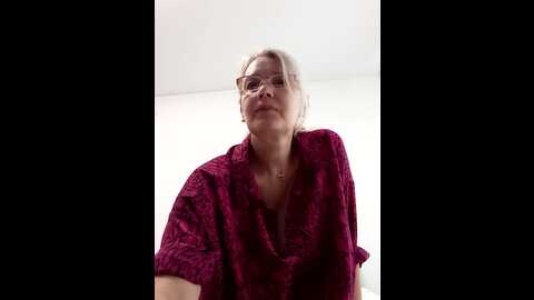 irinamaux @ stripchat on 20230922