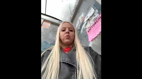 likacat @ stripchat on 20230923