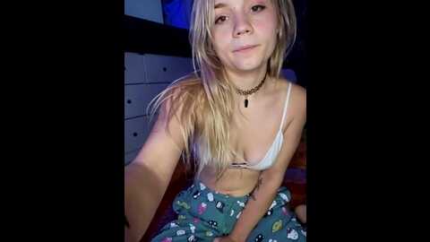 cutiepietease02 @ stripchat on 20230924