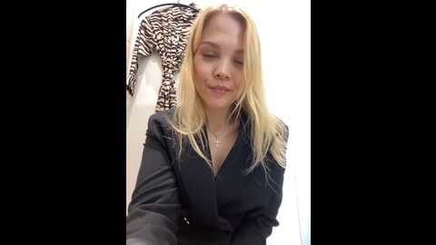 street_krystina @ stripchat on 20230924