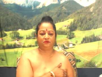 matureindian @ stripchat on 20230925
