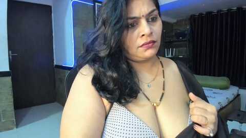 tarivishu23 @ stripchat on 20230925