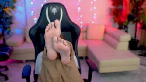 glinting_mirror_054 @ stripchat on 20230926