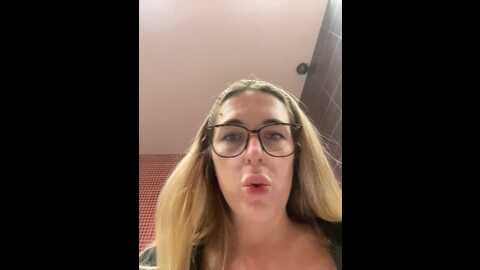 mommmyyummy @ stripchat on 20230926