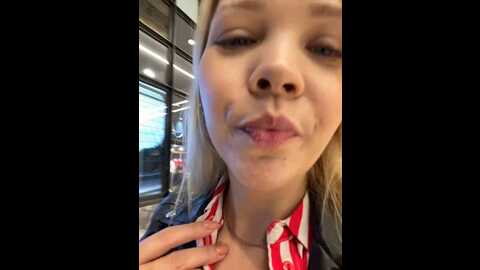 street_krystina @ stripchat on 20230926
