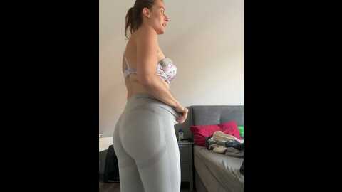 newmichelle @ stripchat on 20230928