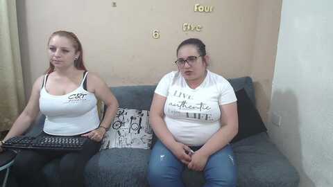 lesb_milf @ stripchat on 20230929