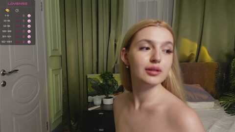 show_crystal @ stripchat on 20230929