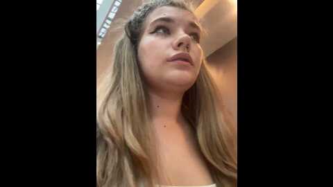 holy_tereza @ stripchat on 20230930