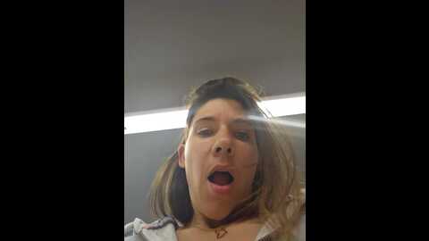 lina_lou4 @ stripchat on 20230930