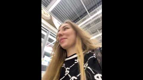 mka_ @ stripchat on 20230930