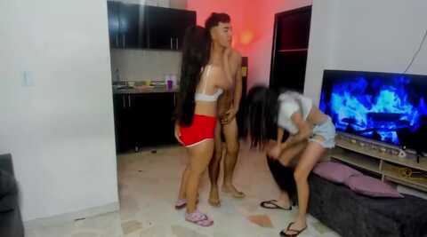 wildgirlsxxx @ stripchat on 20230930