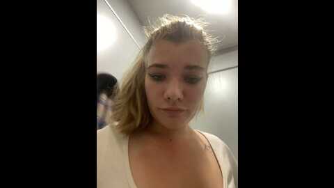 holy_tereza @ stripchat on 20231001