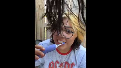 miacanela_xo @ stripchat on 20231001