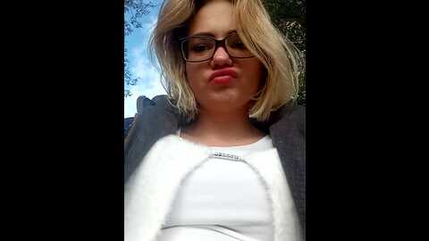 miss_reina @ stripchat on 20231001