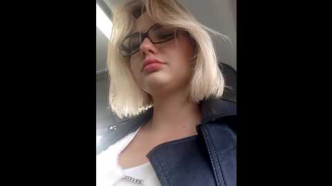 miss_reina @ stripchat on 20231001