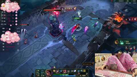 snakegirlqaq @ stripchat on 20231001