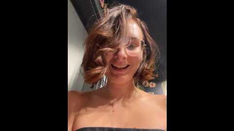 the_snowwhitee @ stripchat on 20231001