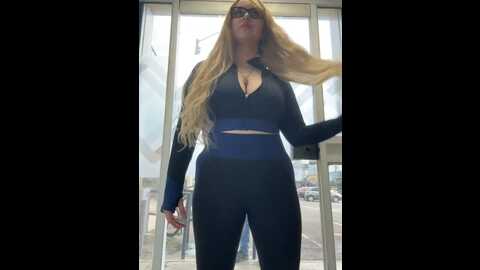 alirawrz @ stripchat on 20231002