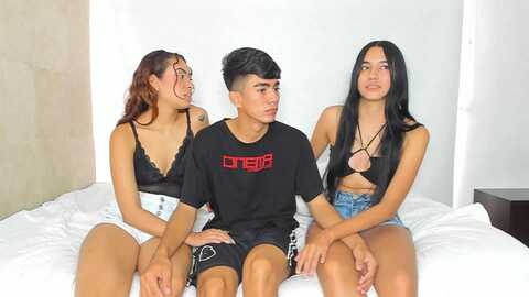 girlswetroom @ stripchat on 20231002