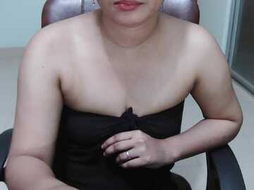 lipasharma @ stripchat on 20231002