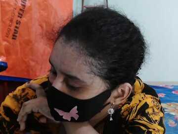 lipasharma @ stripchat on 20231002