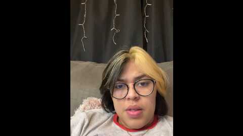 miacanela_xo @ stripchat on 20231002