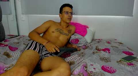 latinos_couples @ stripchat on 20231003