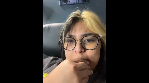 miacanela_xo @ stripchat on 20231003