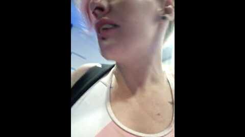 pinkthehawk