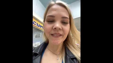 street_krystina @ stripchat on 20231003