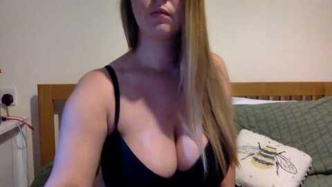 ashleyvalentinex @ stripchat on 20231005