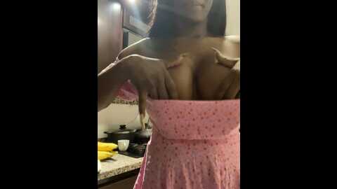bustykeyla @ stripchat on 20231005