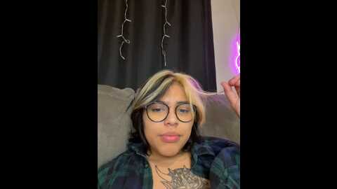 miacanela_xo @ stripchat on 20231005