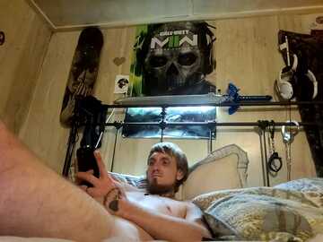 papadong423 @ stripchat on 20231005