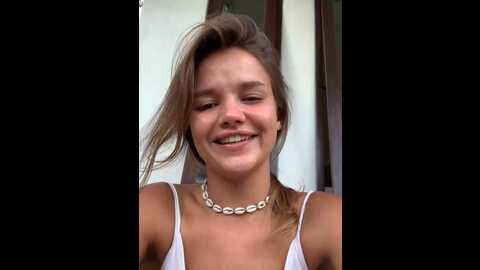 _miss_luna_