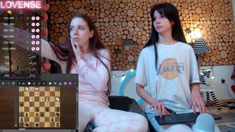 careful_i_bite @ stripchat on 20231006