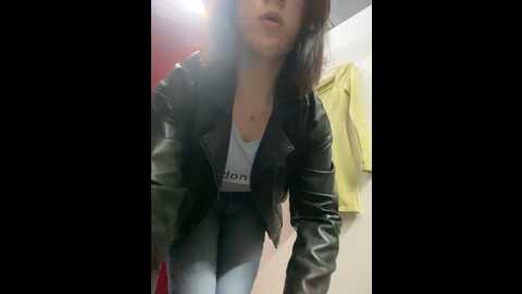 emmatraveler @ stripchat on 20231006