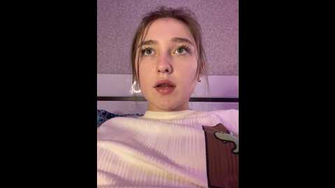 olivia_963 @ stripchat on 20231006