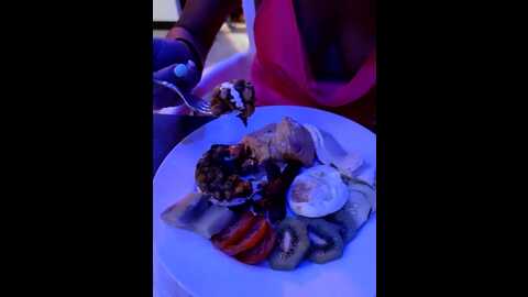 therealbeverlycious @ stripchat on 20231006