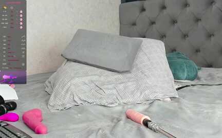 tirragana @ stripchat on 20231006