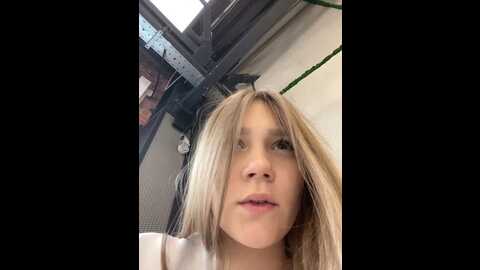 wow_dream @ stripchat on 20231006