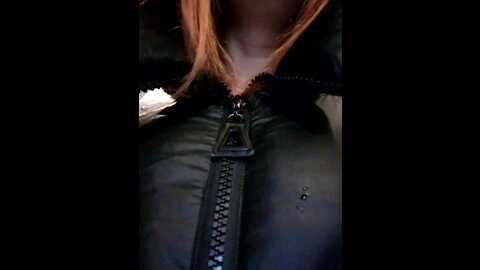 brilliant_gold @ stripchat on 20231007