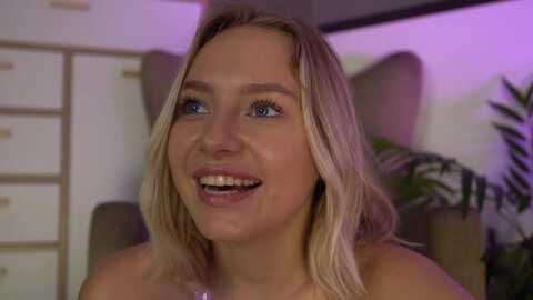 falling_snow @ stripchat on 20231007