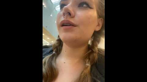 holy_tereza @ stripchat on 20231007